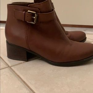 Naturalizer brown boots